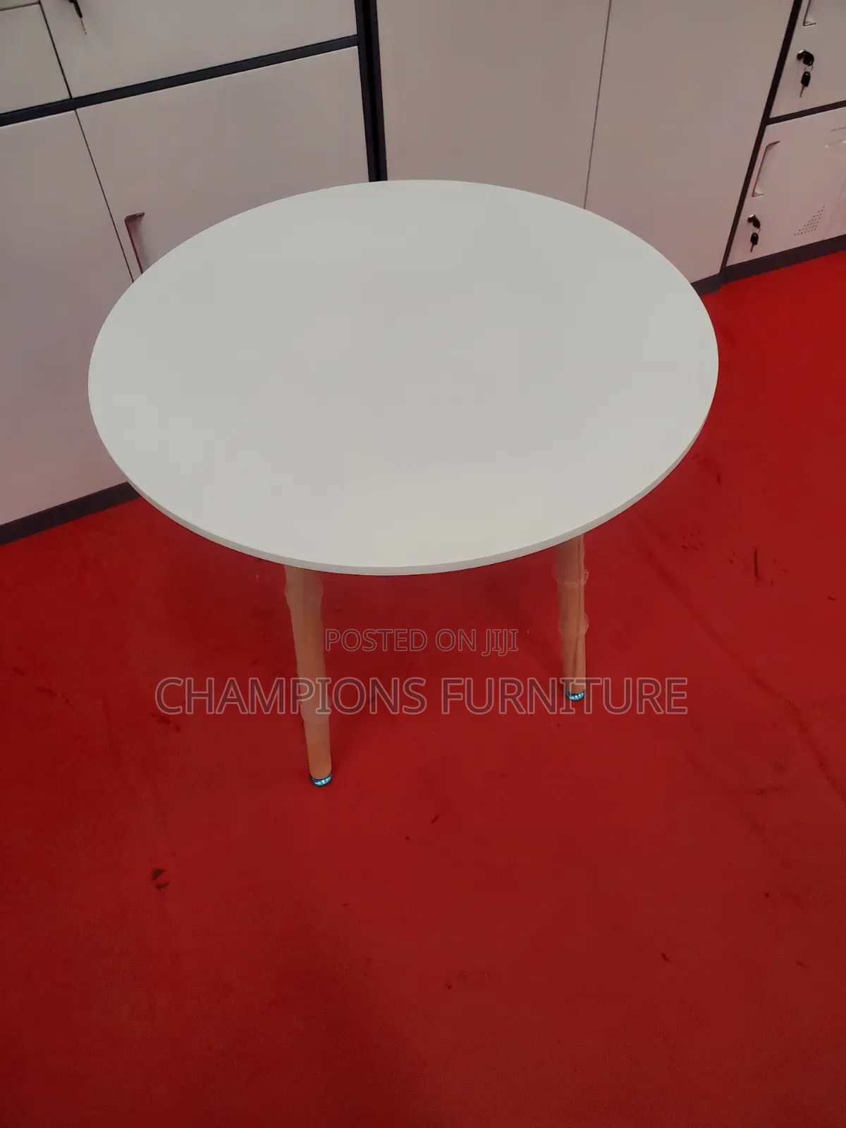 Round White Cafe/Dining Table