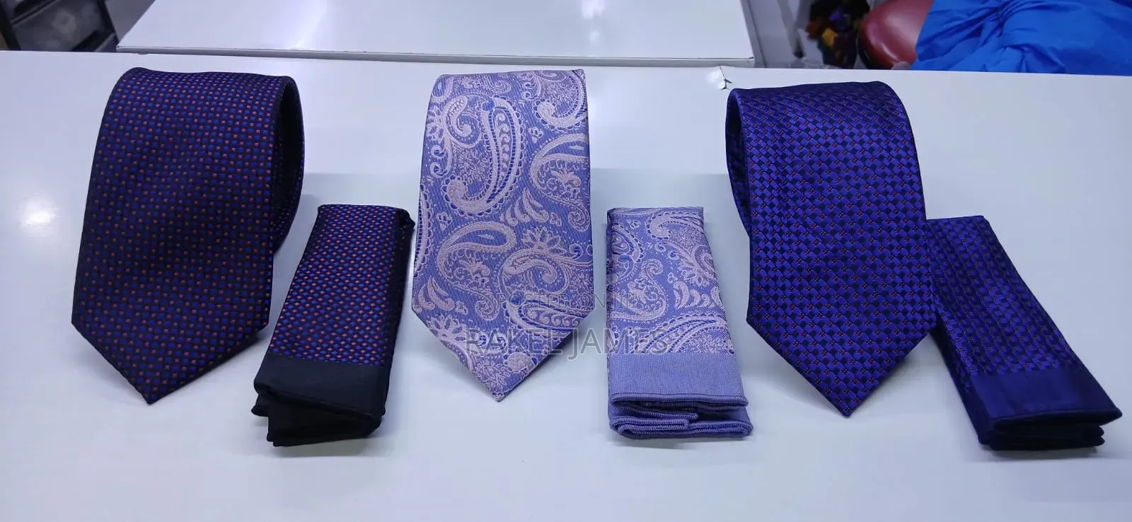 Blue Polkadot Tie With Pocket Square