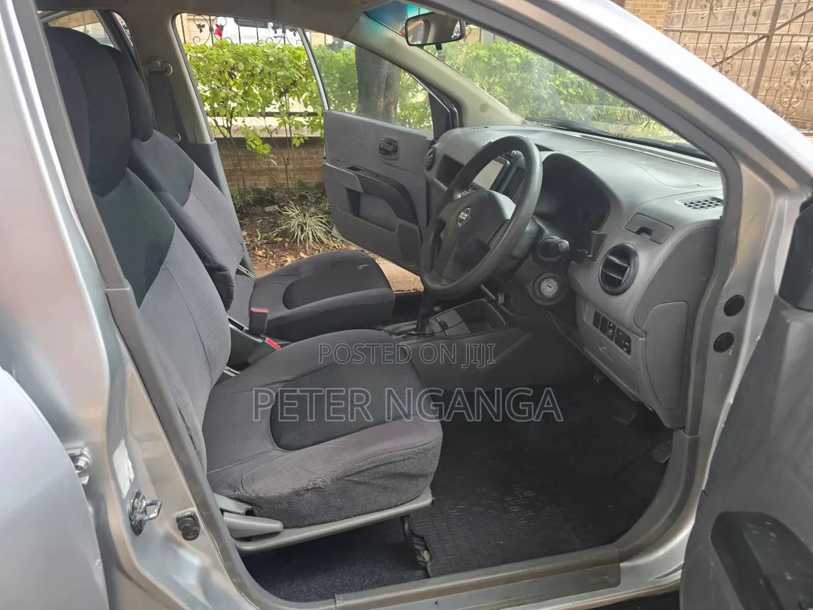 Nissan Advan 2008 Silver