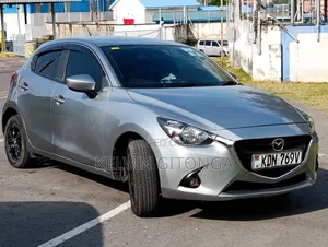 Mazda Demio 2016 Silver