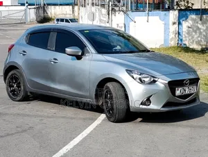 Mazda Demio 2016 Silver