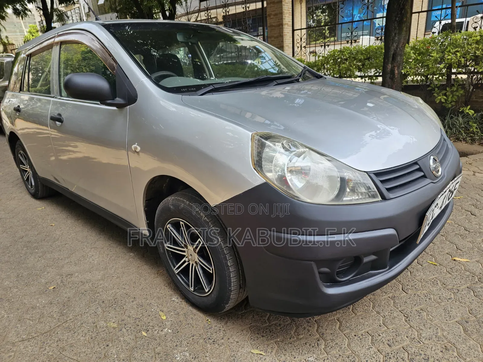 Nissan Advan 2008 Silver