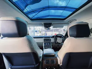Land Rover Range Rover Vogue 2019 Blue