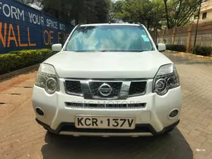 Nissan X-Trail 2011 White