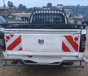 Isuzu D-MAX 2012 White