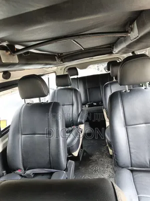 Toyota HiAce 2014 White