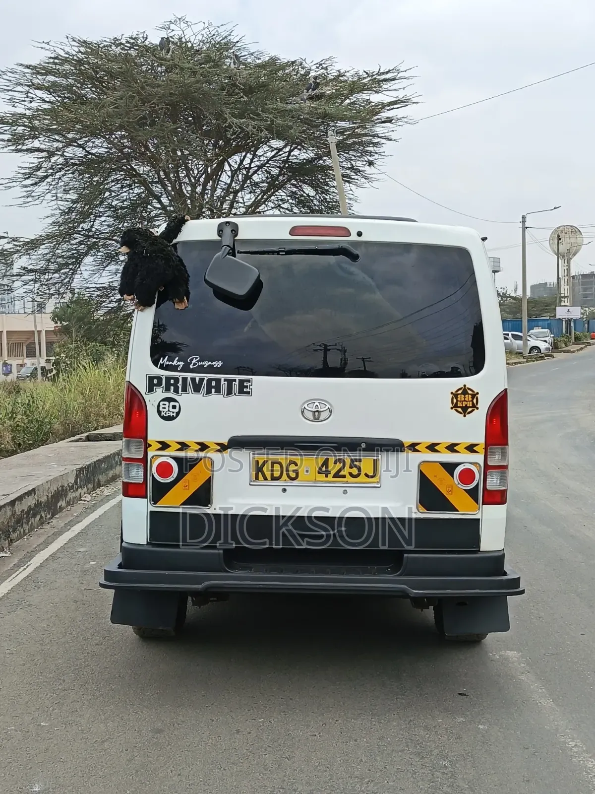 Toyota HiAce 2014 White