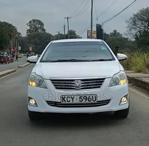 Toyota Premio 2014 Off white