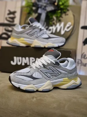 Spot New Balance 09060s
