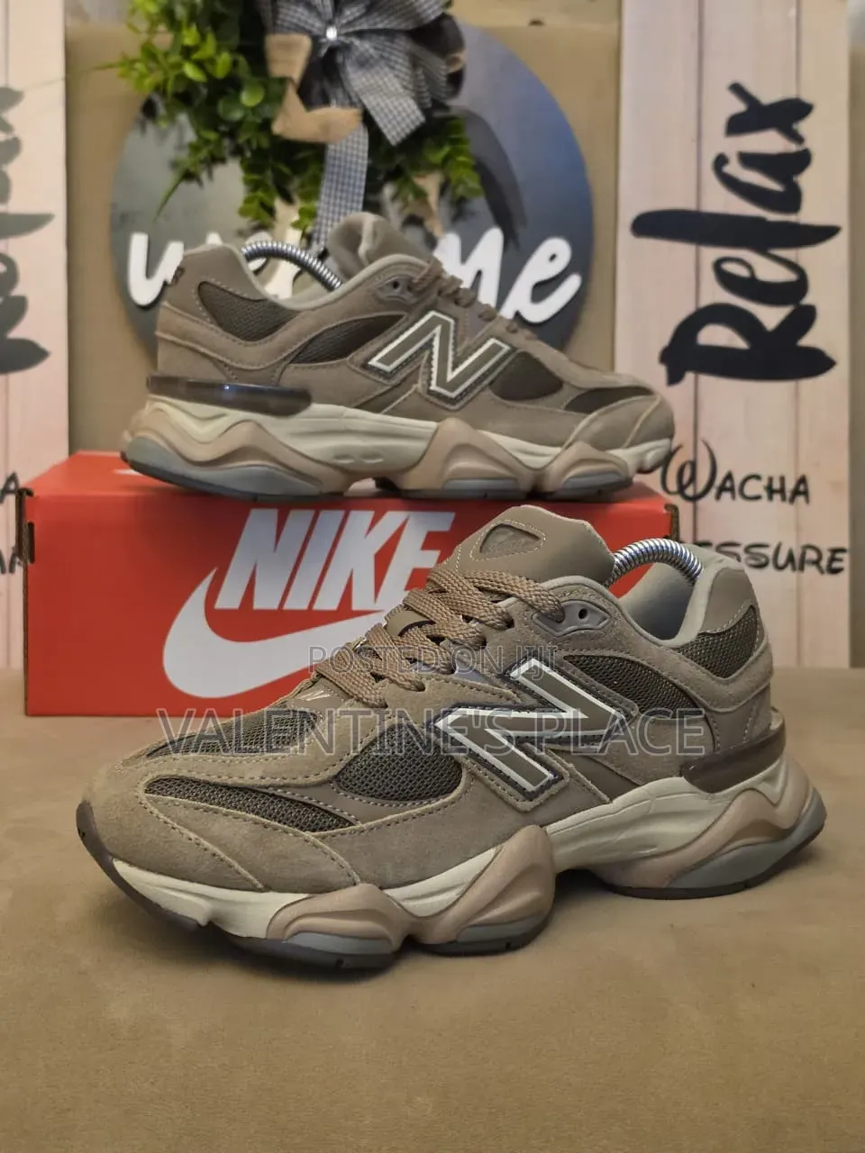 Spot New Balance 09060s