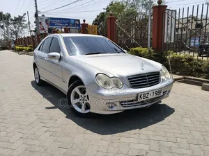 Mercedes-Benz C200 2007 Silver