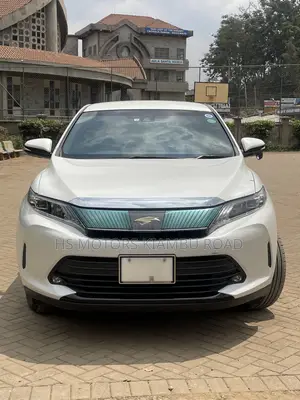 Toyota Harrier 2017 White