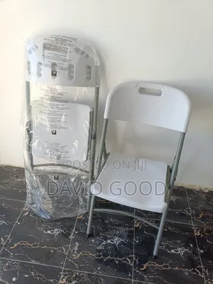Fordable Chair White