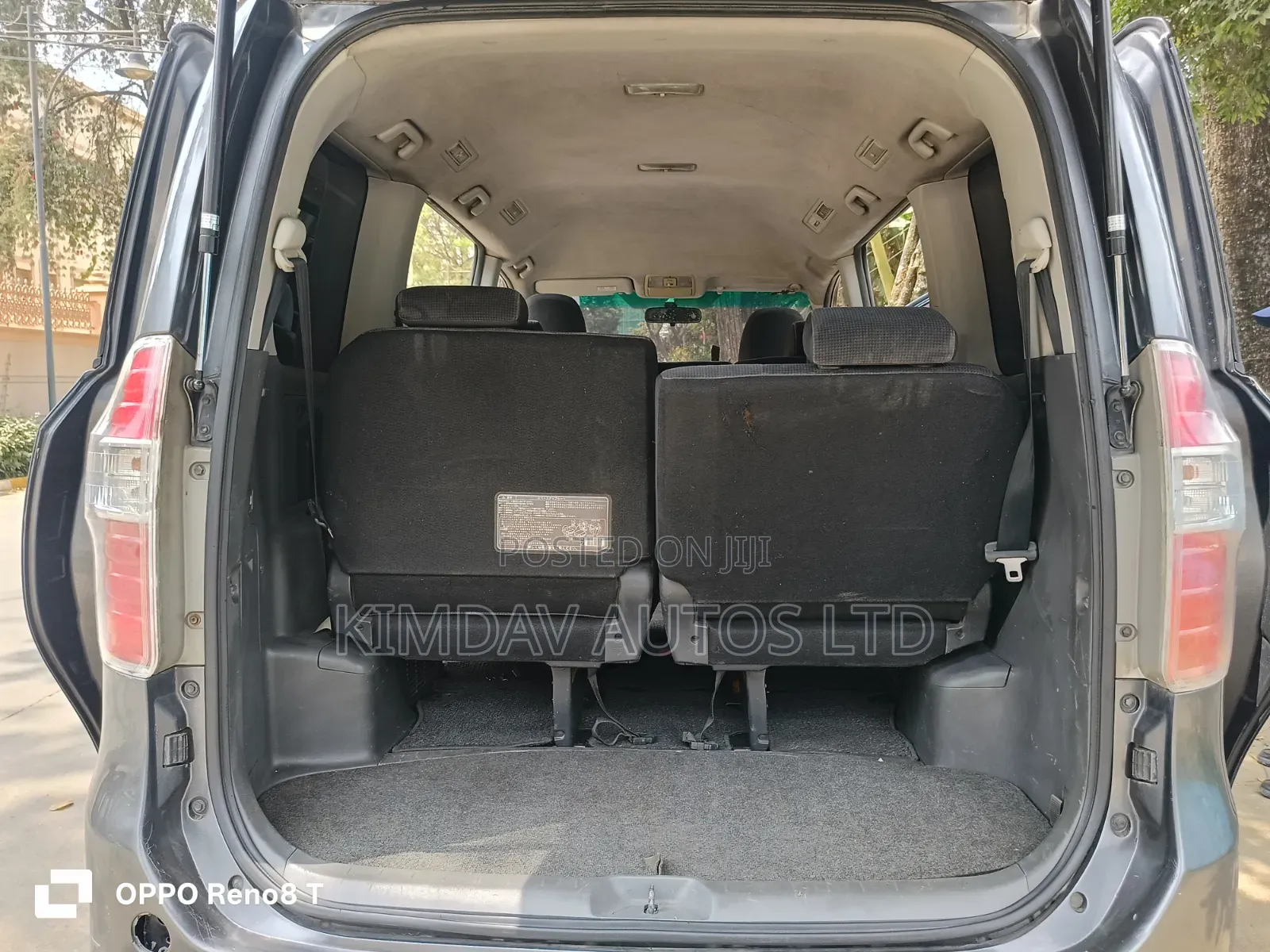 Toyota Noah 2008 Gray