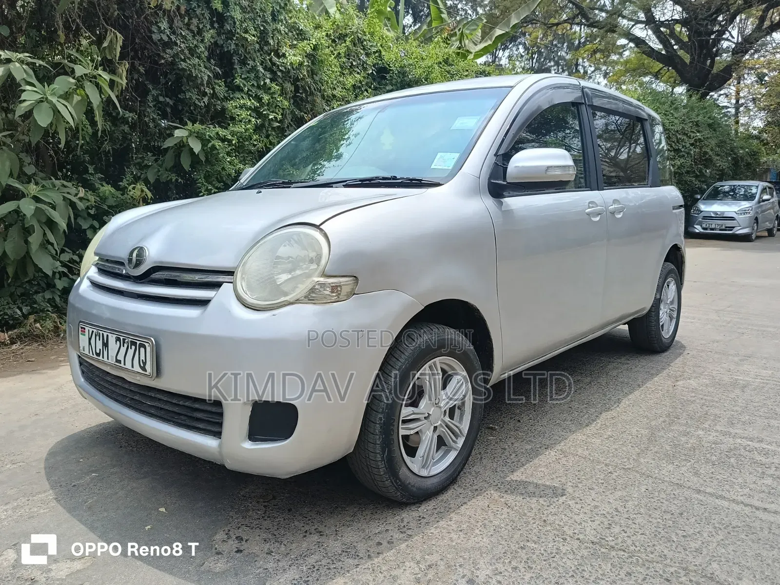 Toyota Sienta 2007 Silver