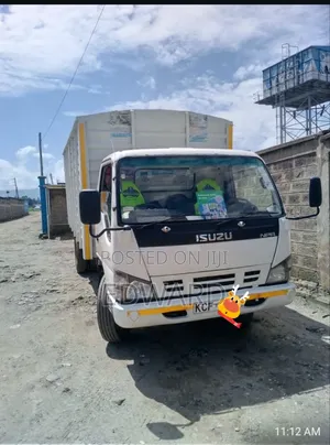 Isuzu NPR 4.3