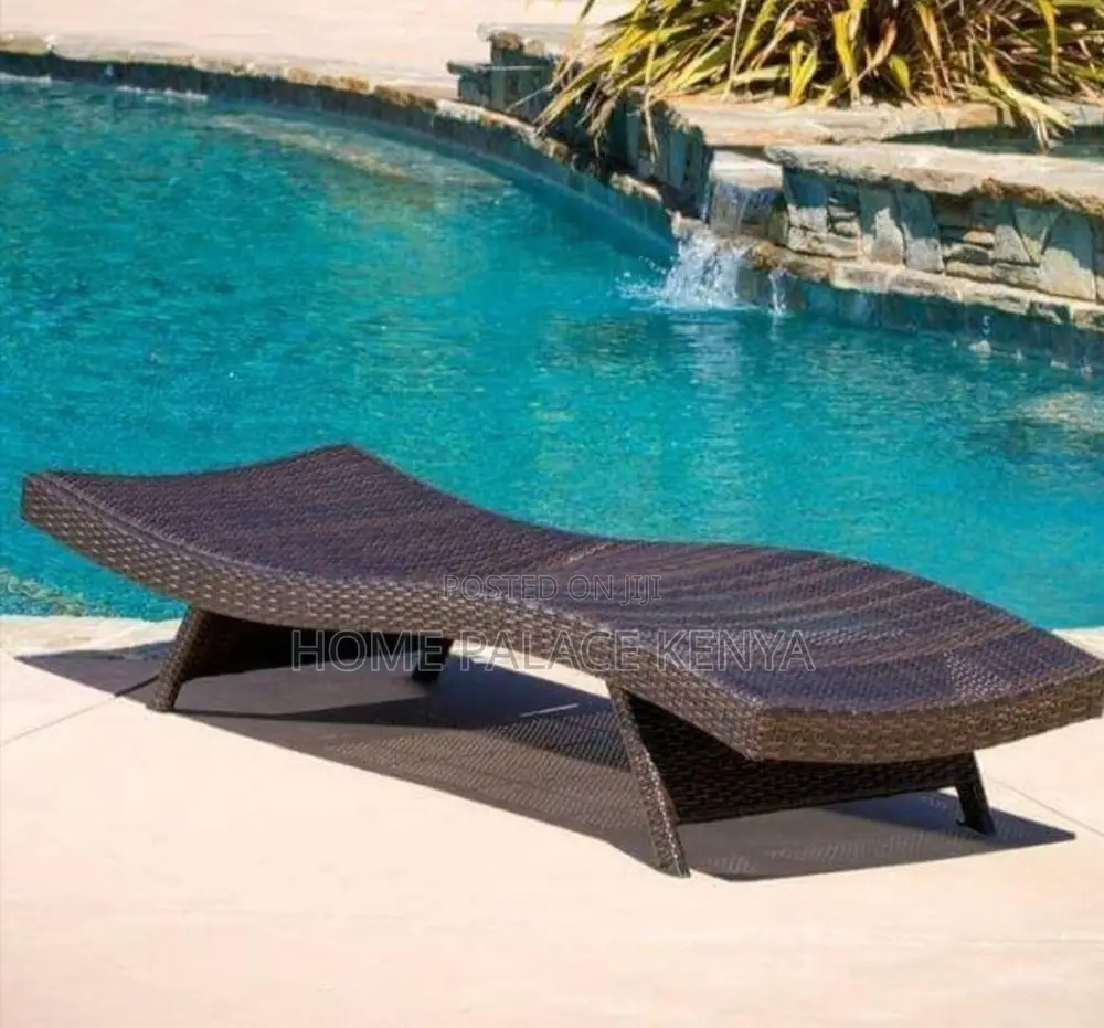 Outdoor Sun Bed; Modern Rattan Sun Lounger With Adjustable Backrest