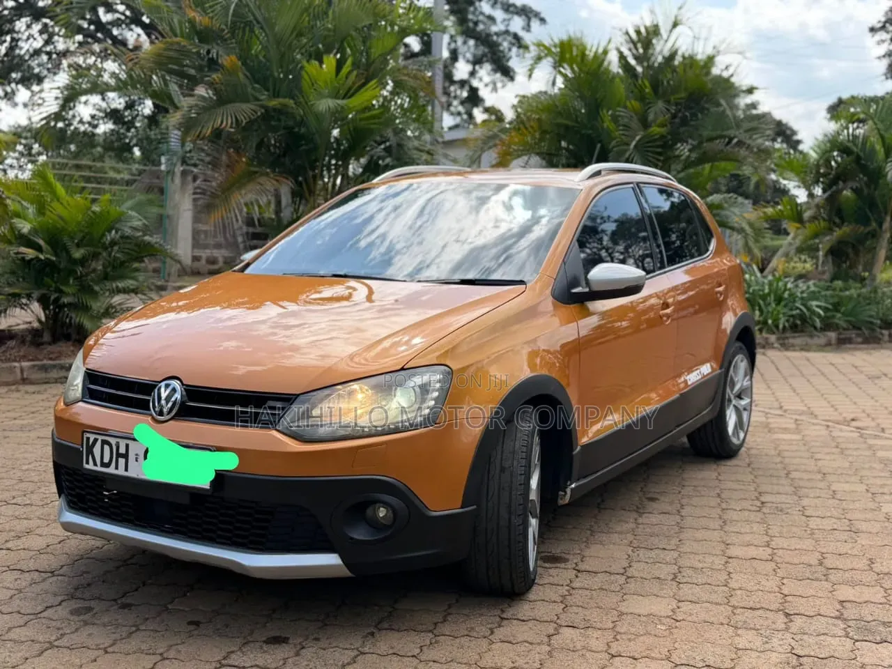 Volkswagen Polo 2015 Orange