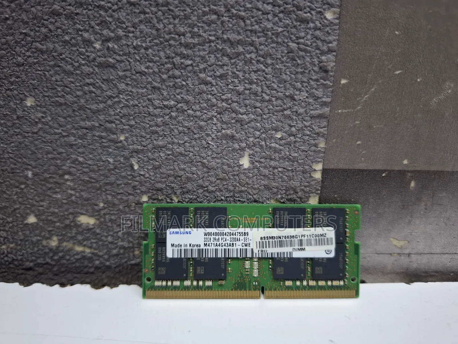SAMSUNG 32GB 2Rx8 PC4-3200AA-SE1-11 Laptop Ram