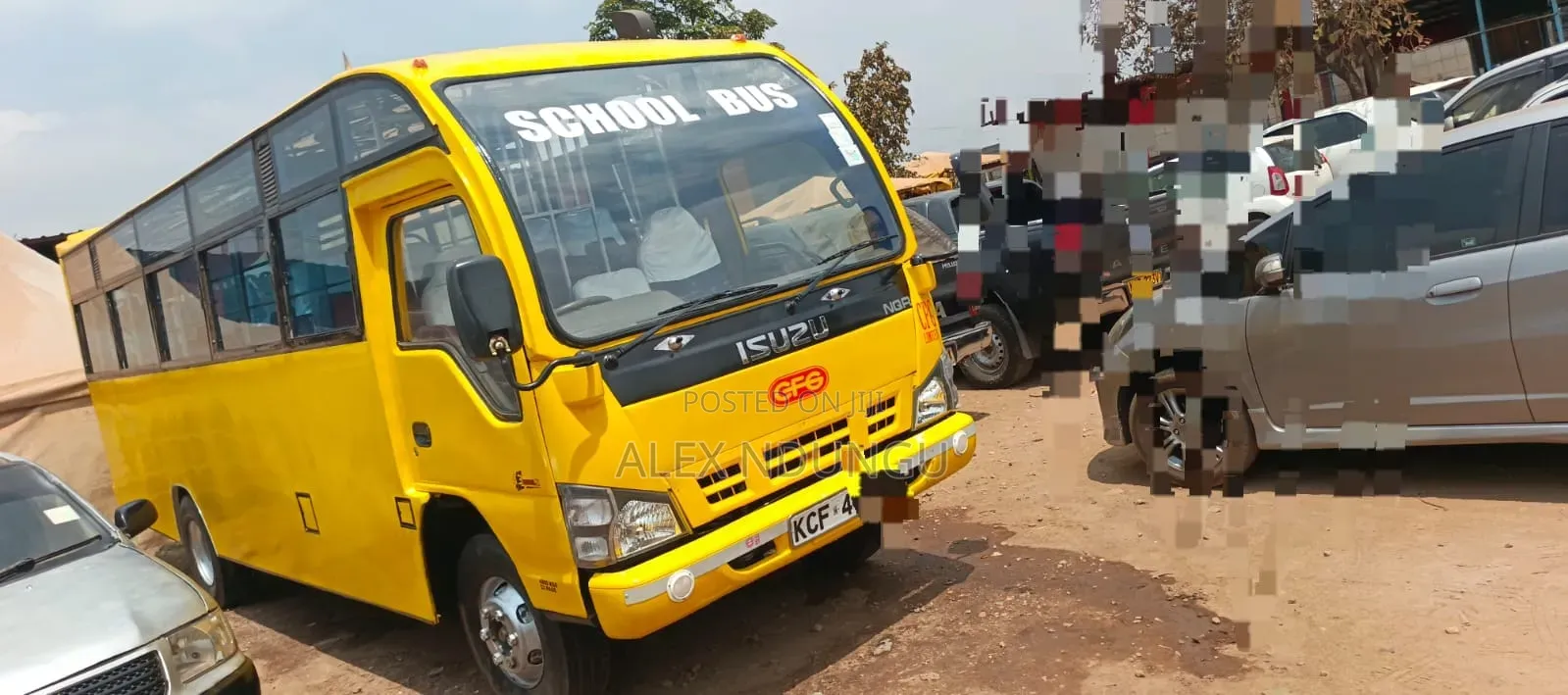 Isuzu NQR 2015 Yellow