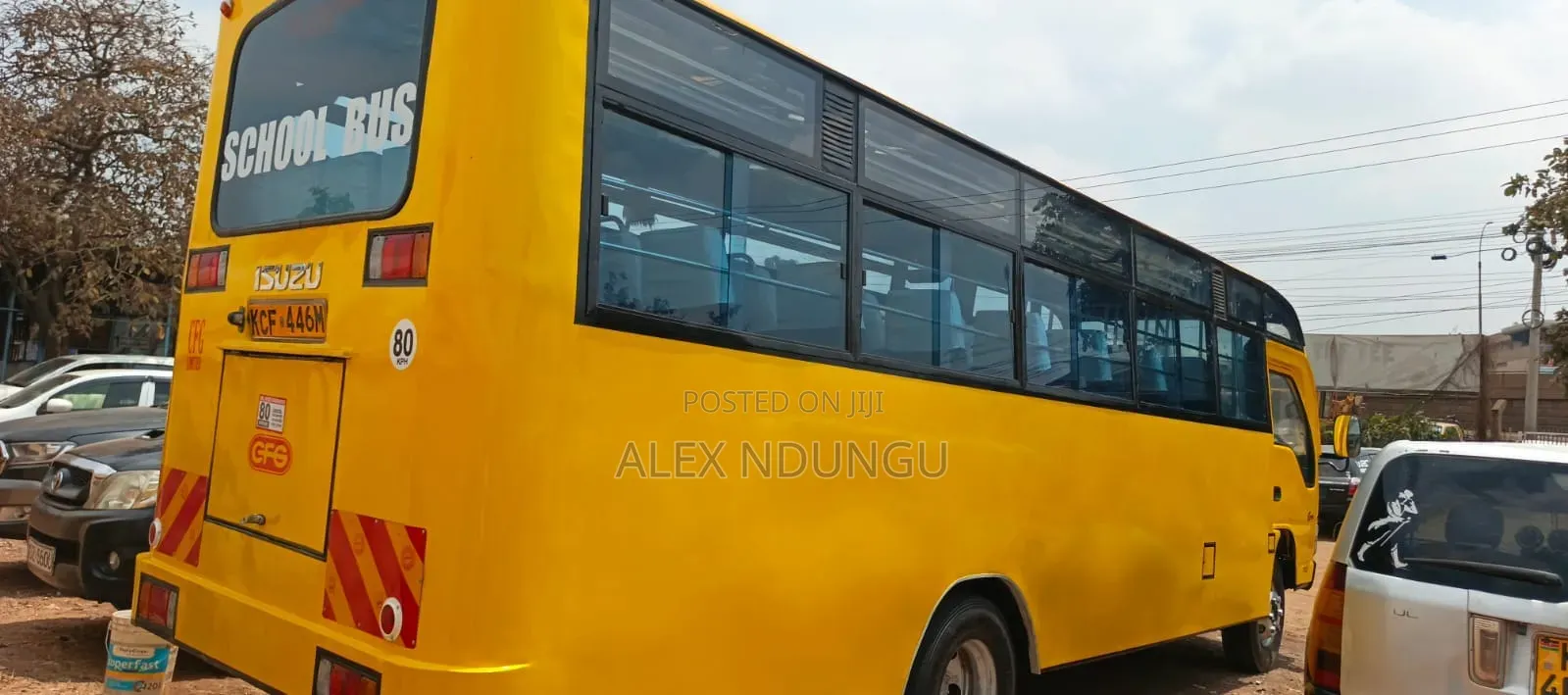 Isuzu NQR 2015 Yellow