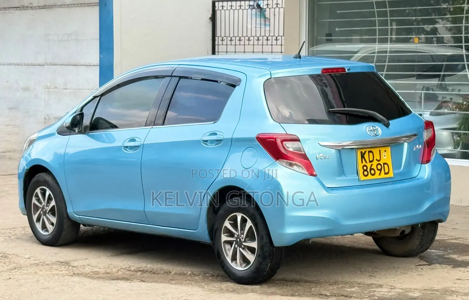 Toyota Vitz 2015 Blue