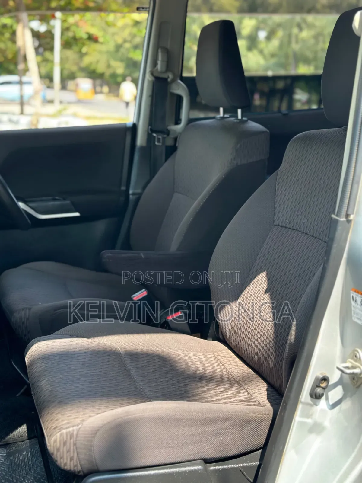 Suzuki Solio 2016 Silver