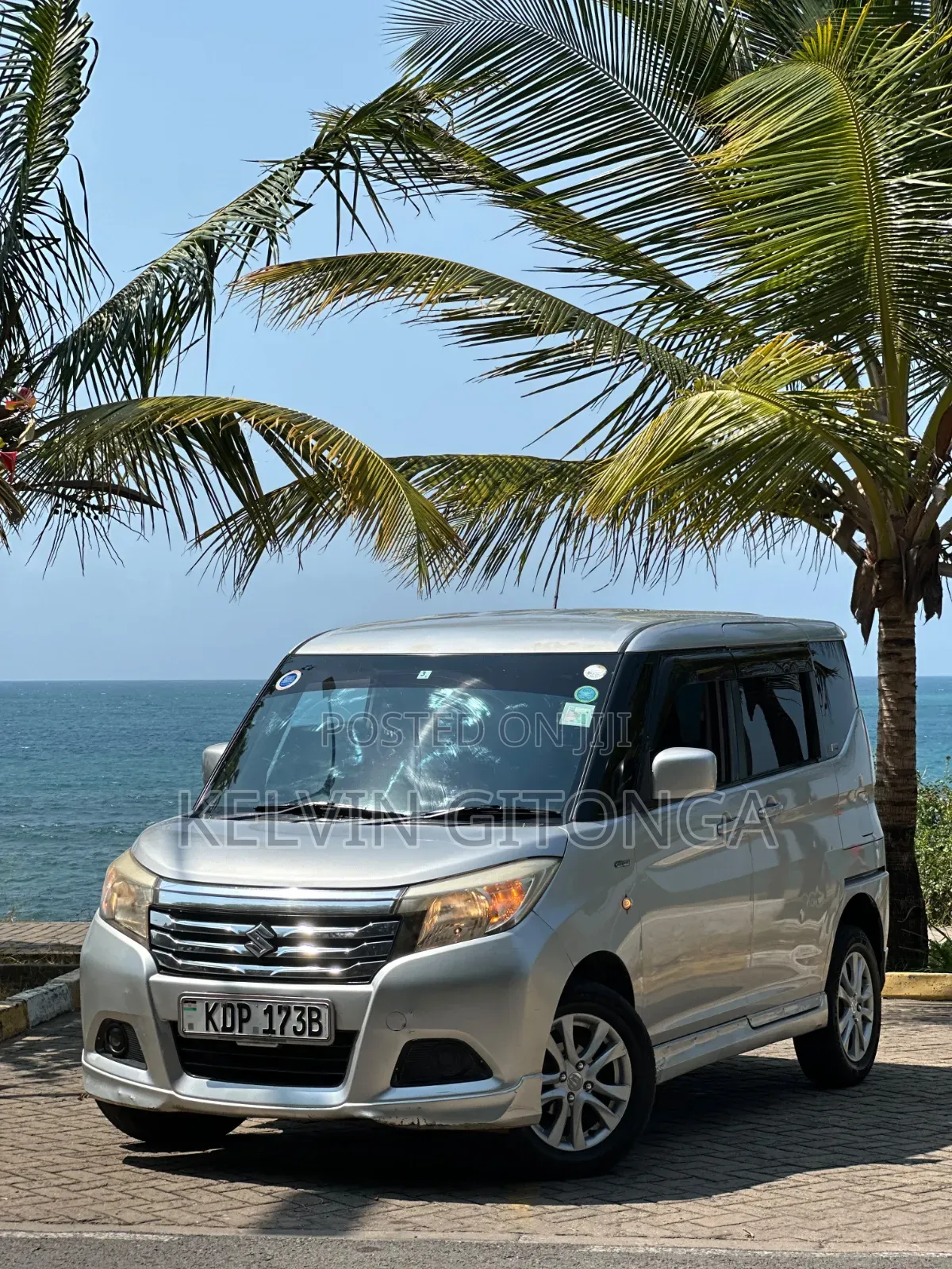 Suzuki Solio 2016 Silver
