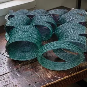 Robust Design 100mm,200mm, 450mm 6m /8m/10m Length Barbed Razor Wire
