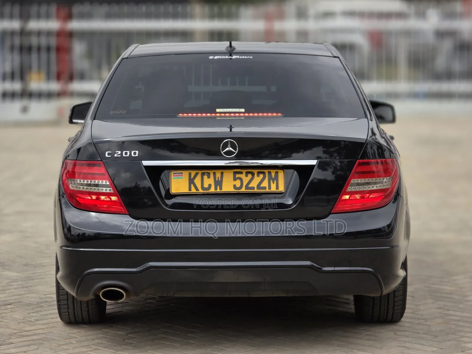 Mercedes-Benz C200 2012 Black
