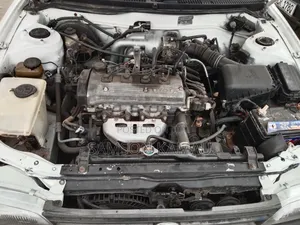 Toyota Corolla 2002 White