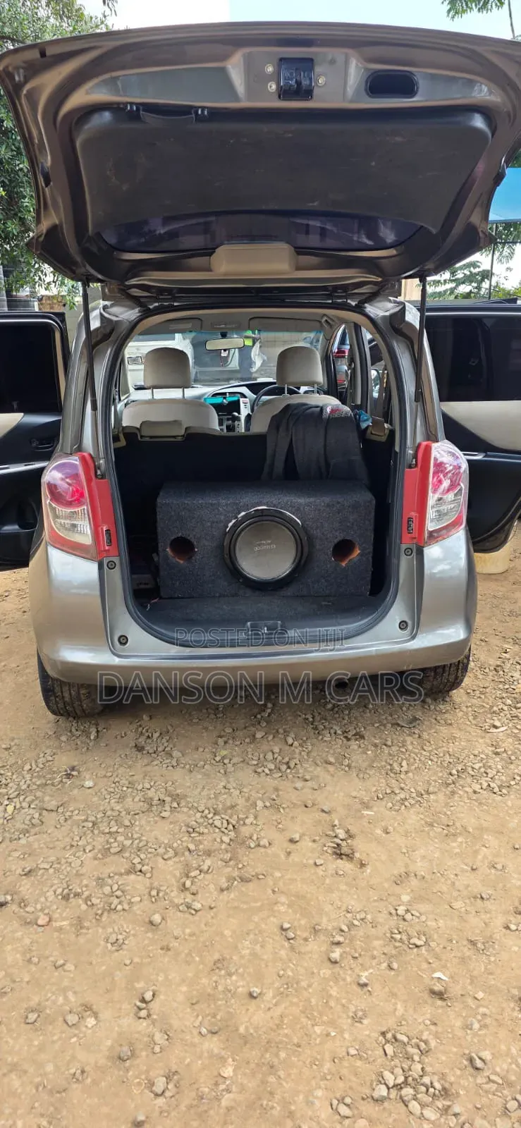 Toyota Ractis 2009 Gray
