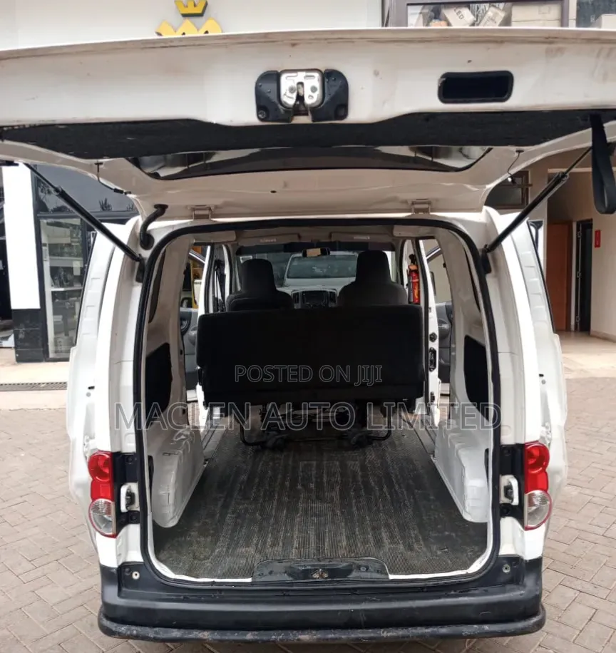 Nissan NV200 2016 White