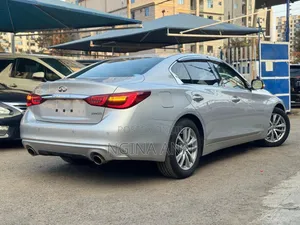 Nissan Skyline 2019 Silver
