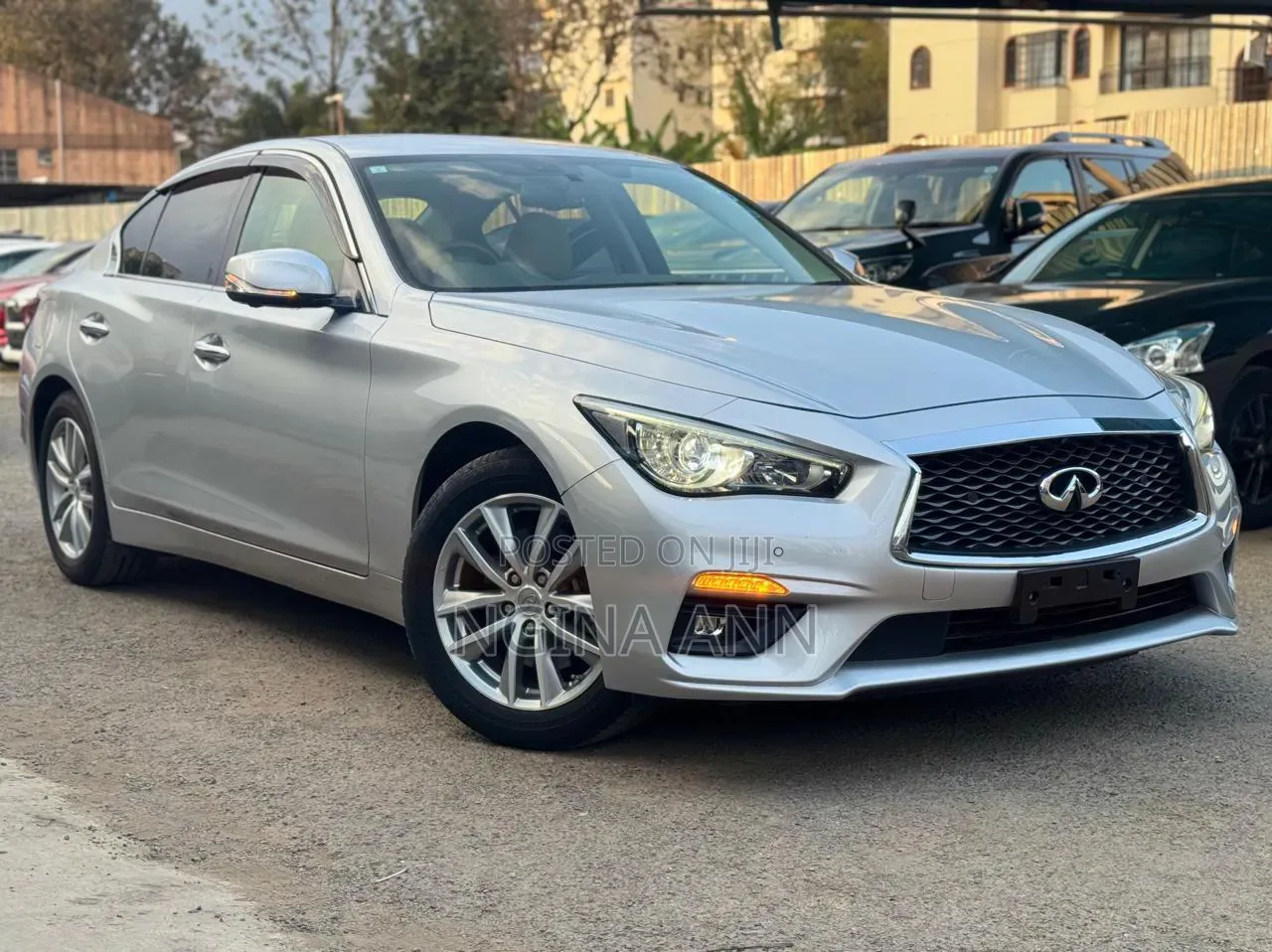 Nissan Skyline 2019 Silver