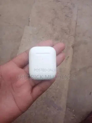 Airpods Apple Brand.