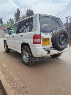 Mitsubishi Pajero 2007 White