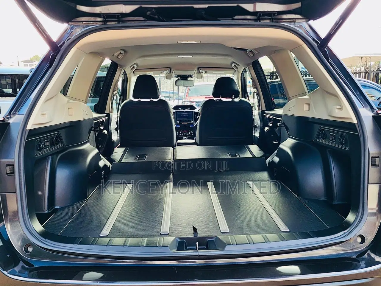 Subaru Forester 2.5i Touring AWD 2018 Gray