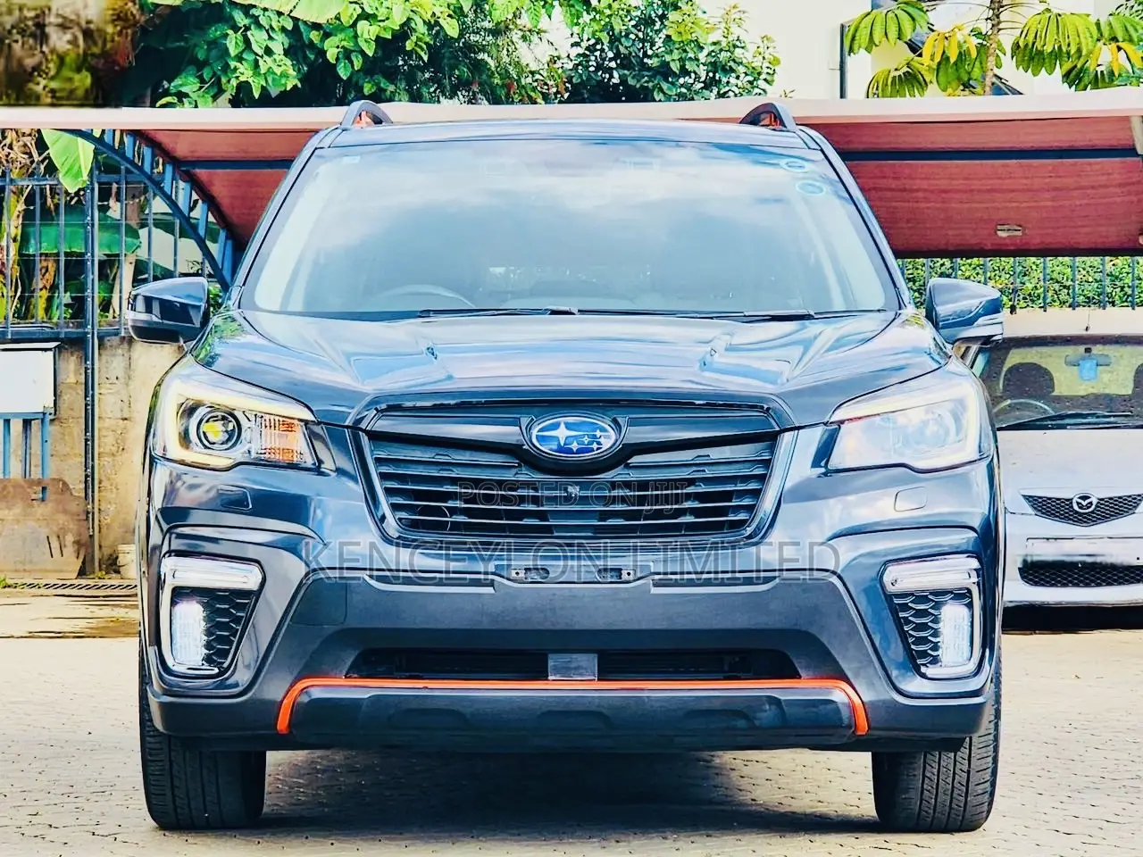 Subaru Forester 2.5i Touring AWD 2018 Gray