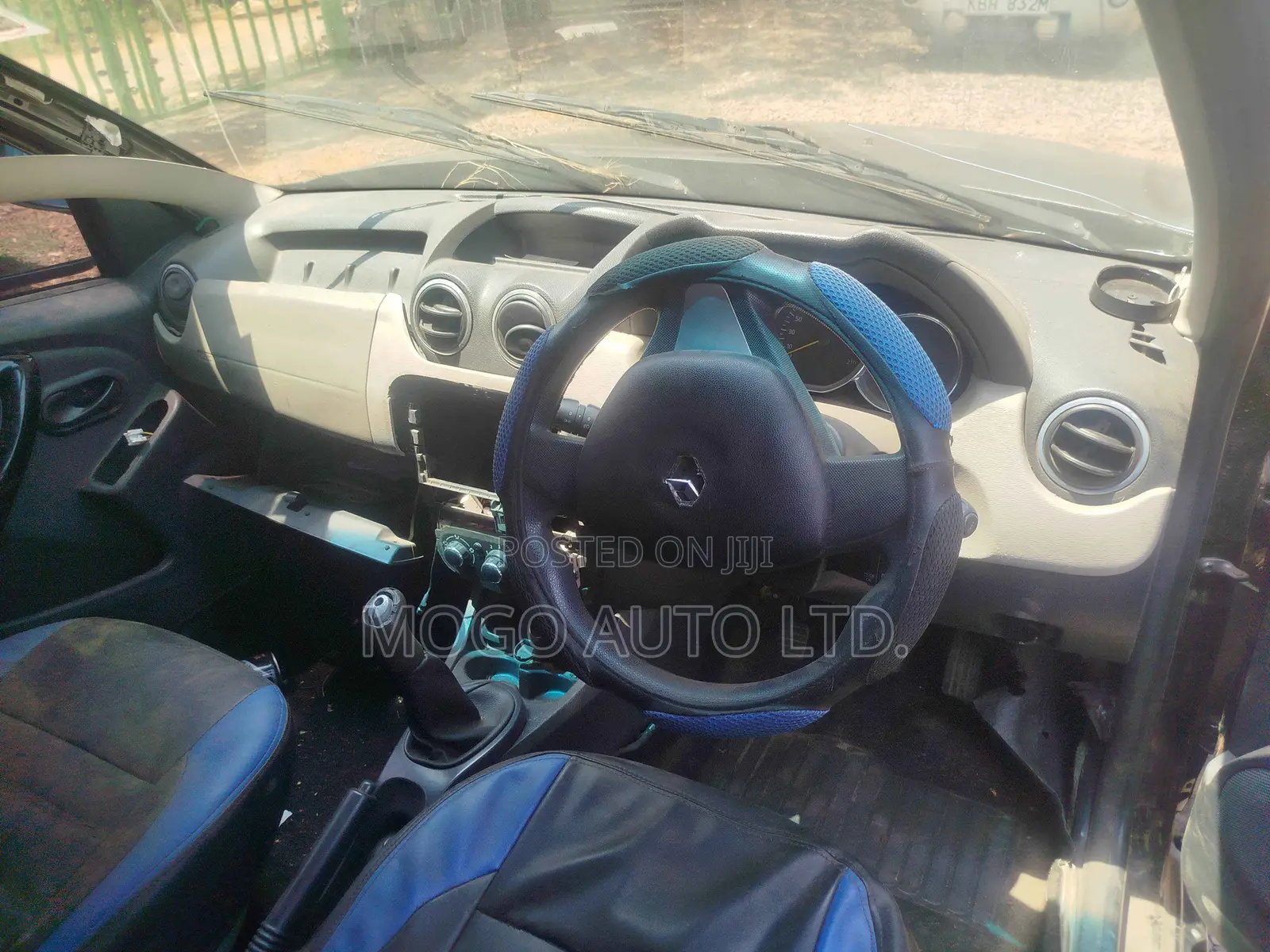 Renault Duster 2015 Black