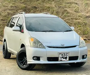 2005 Toyota Wish 1800cc Automatic 7 Seater for Sale