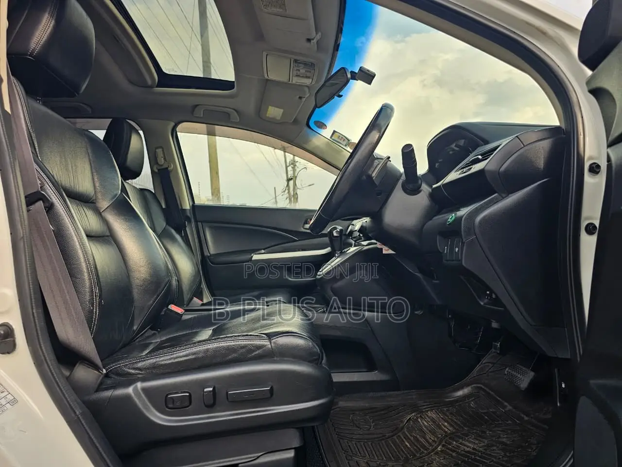Honda CR-V 2012 White