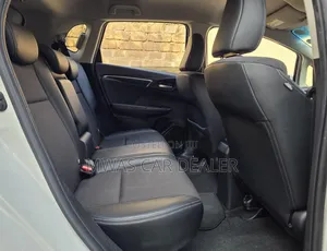 Honda Fit Shuttle 2019 White