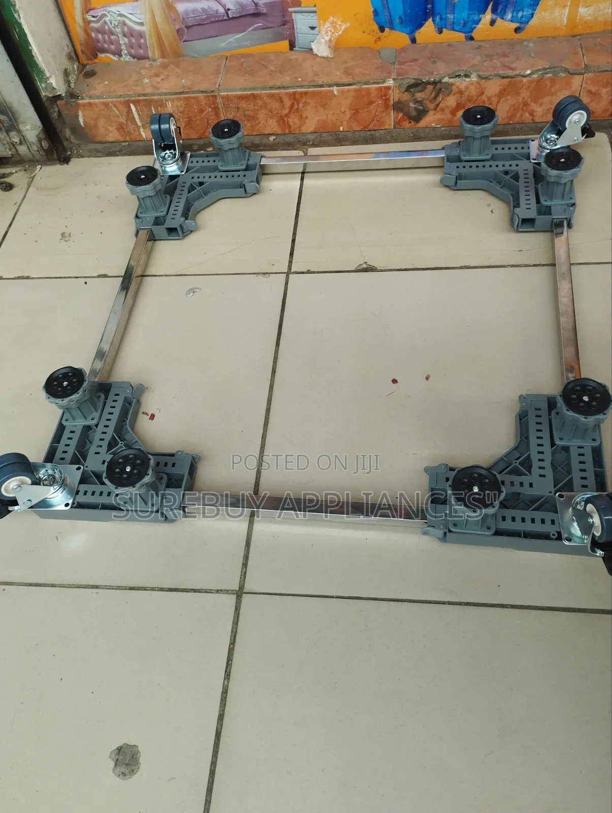 Adjustable Fridge /WM Base