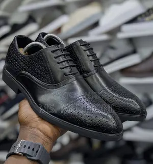 Men’s Official Lace Up Boots Size 40-45
