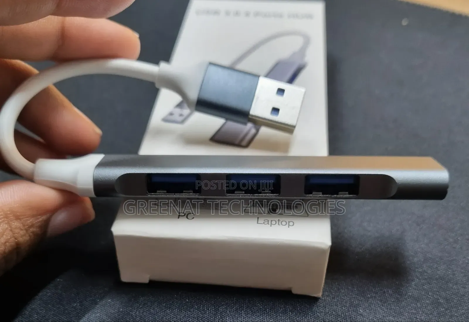 Four Hub 4-Port USB-to-USB