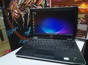 Laptop Dell Latitude E7240 8GB Intel Core i7 SSD 128GB