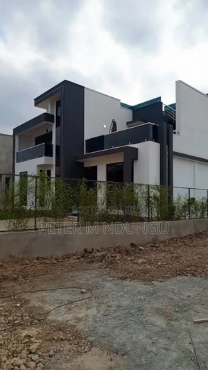 5bdrm Maisonette in Mugutha, Kimbo for sale