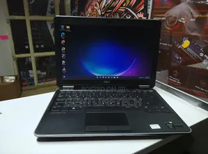 Laptop Dell Latitude E7240 8GB Intel Core i7 SSD 128GB