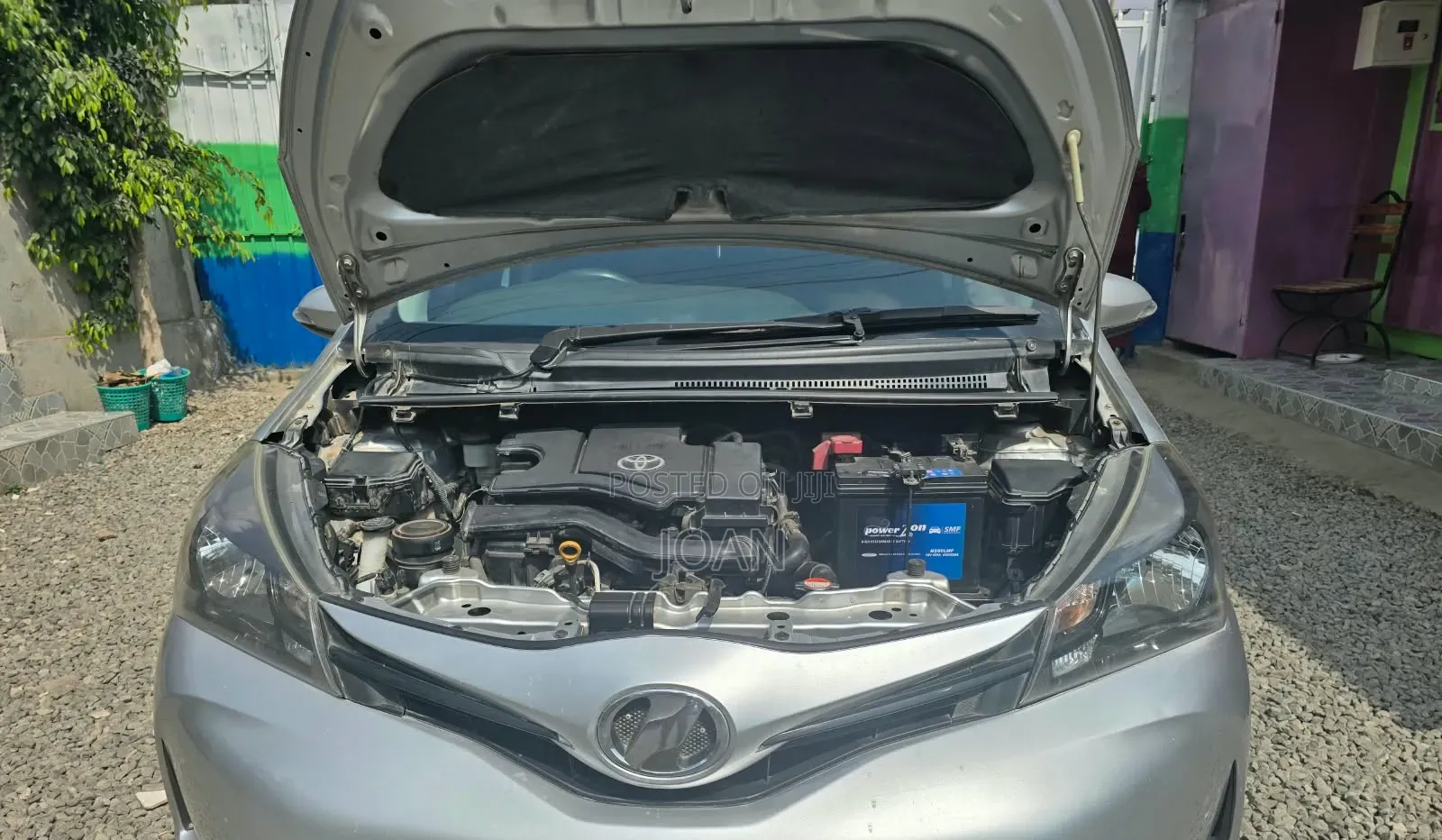 Toyota Vitz 2016 Silver